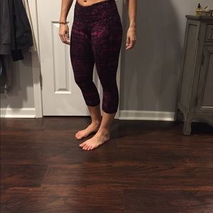 Pink and black Old Navy active wear leggings
