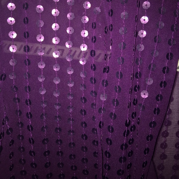 Top - Picture 2 of 8