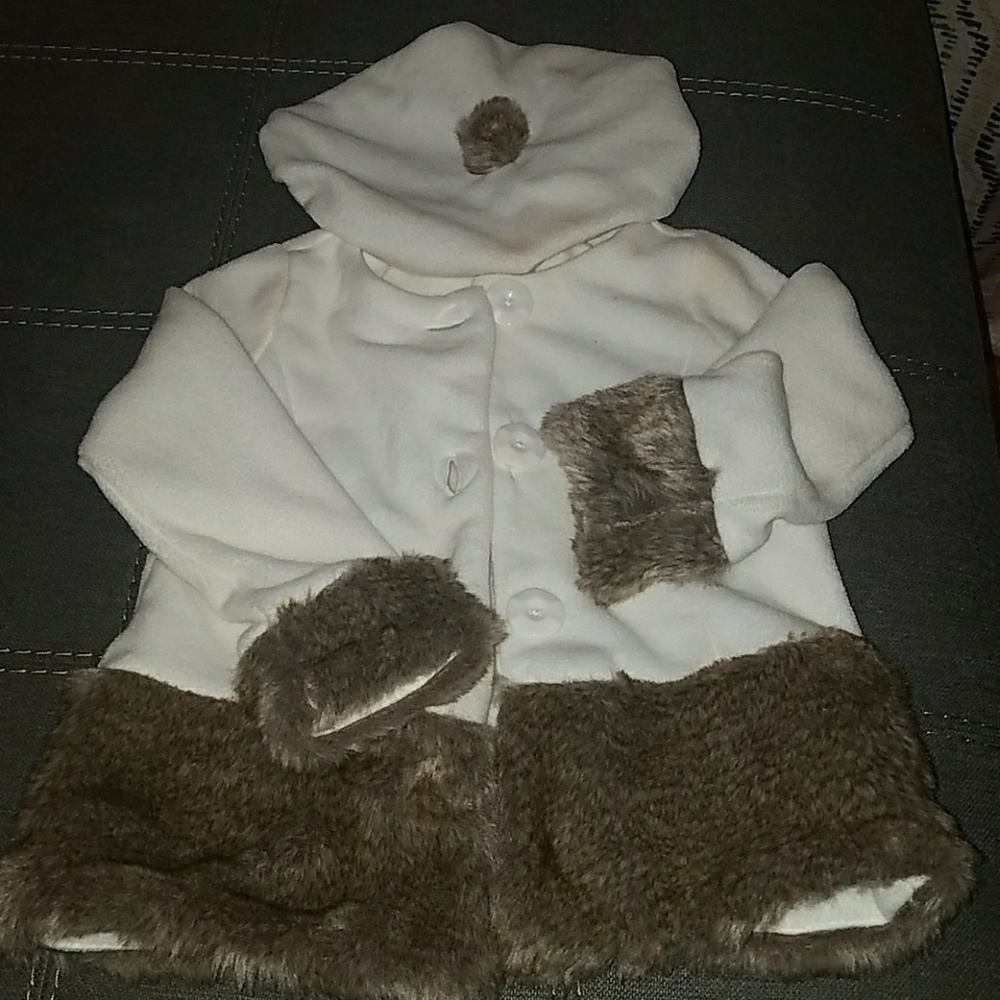 Girls jacket with fur trimming only worn twice