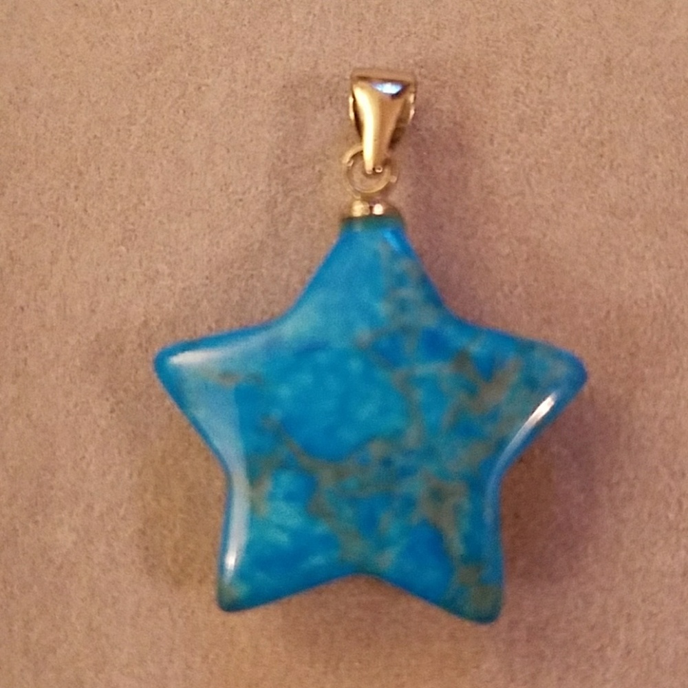 Turquoise? Star pendant no chain - Picture 4 of 4