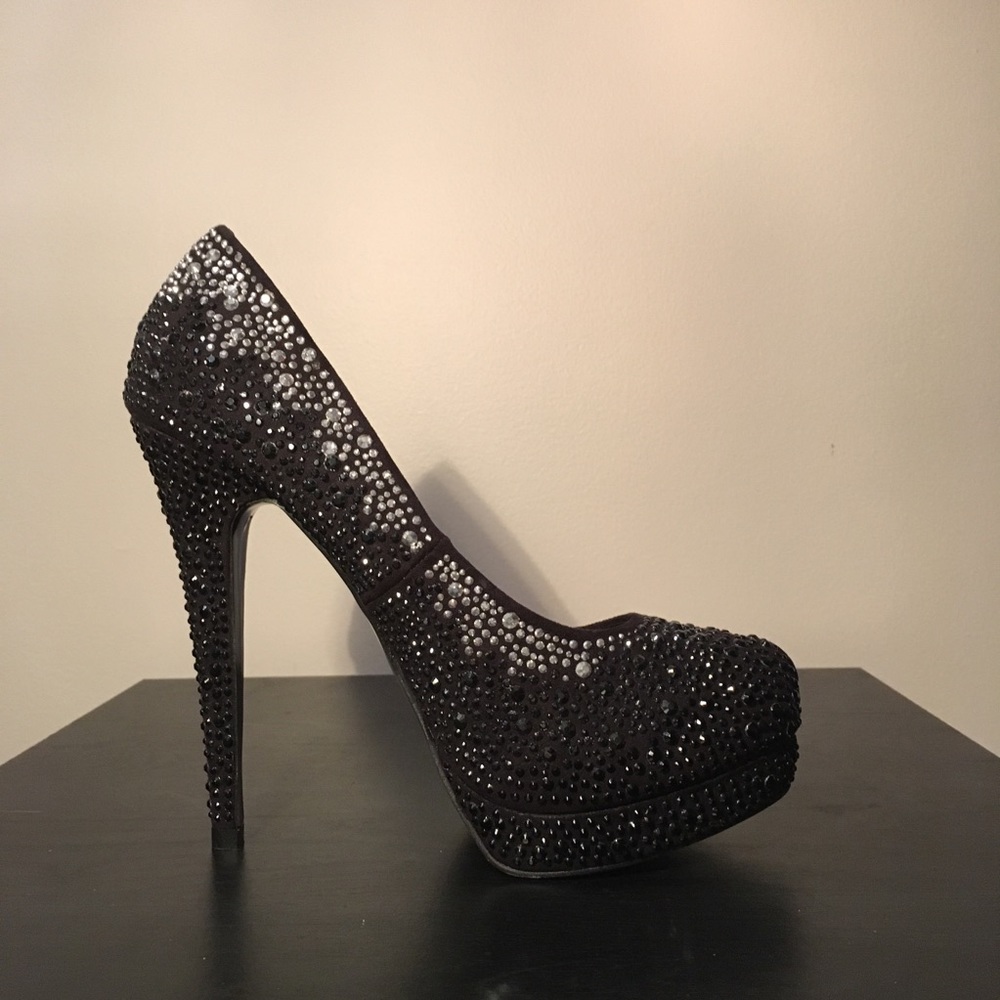 🔥 NWOT Aldo Jeweled Heels