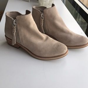Dolce Vita Booties