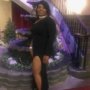 Meet your Posher, Roneshia