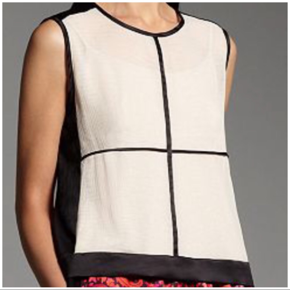 Women's Sleeveless Top
