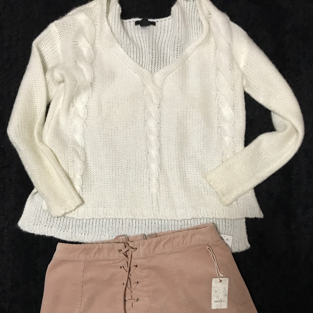 H&M white sweater