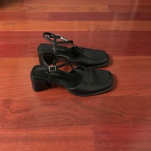 Naturalizers-Mary Janes
