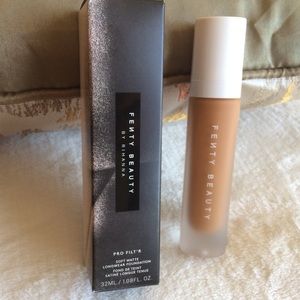 Fenty Beauty Pro Filt’r Matte Foundation