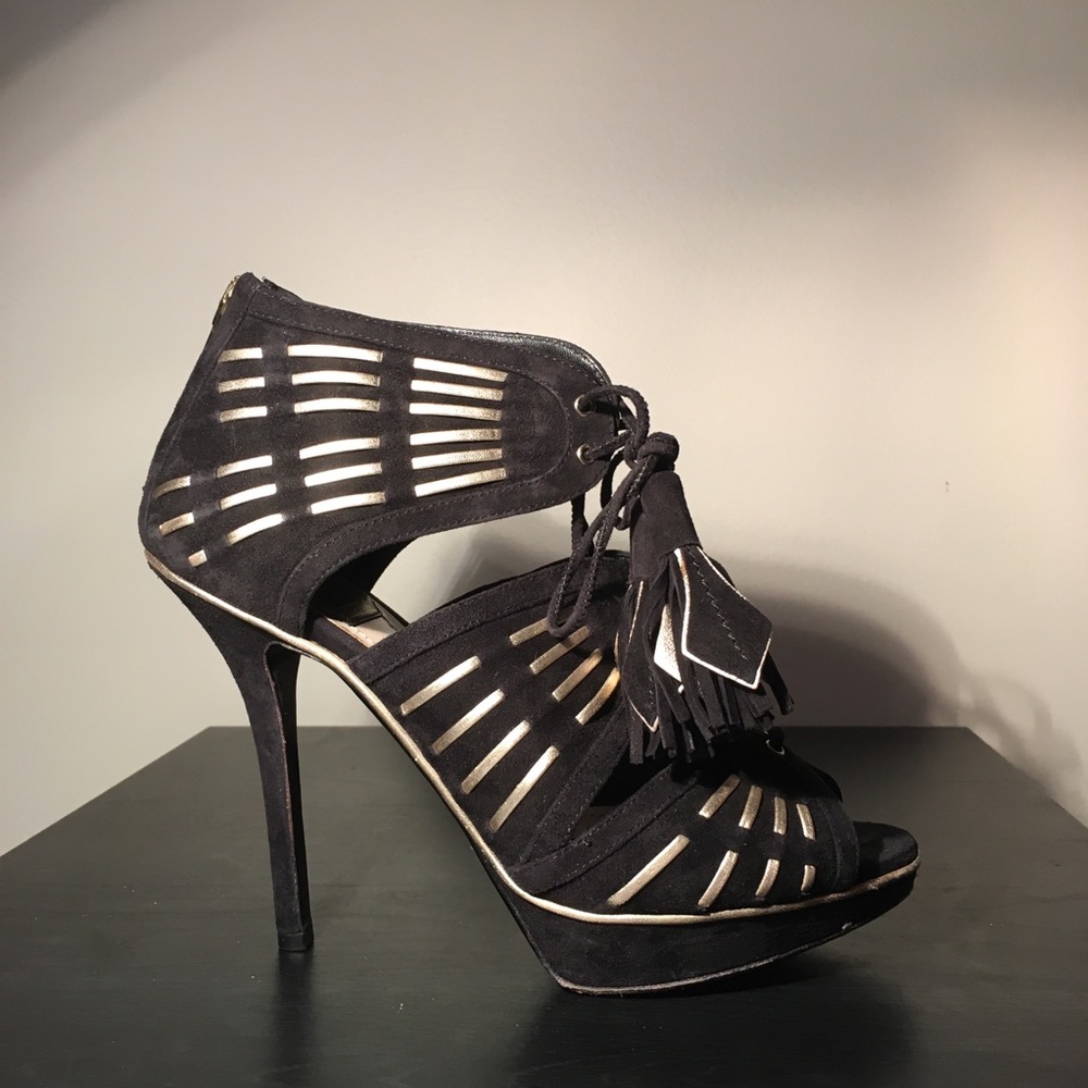 🔥 Christian Dior Tassel Heels