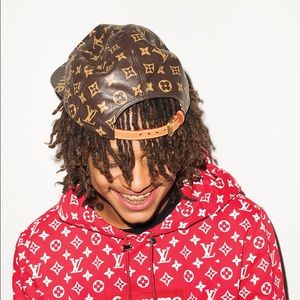 Meet your Posher, Logan