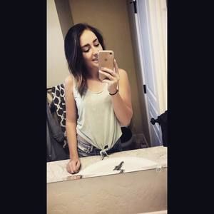 Meet your Posher, Breana