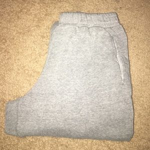 Brandy Melville jogger sweats!