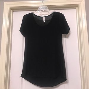 LulaRoe Elegant Classic Tee