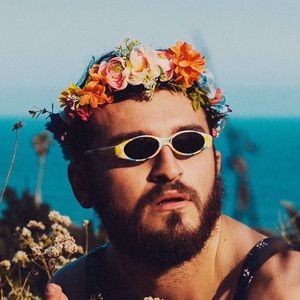 Meet your Posher, Tyler