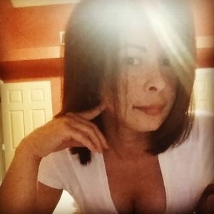 Meet your Posher, Nelida