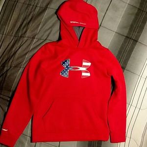 Boys under armour sweatshirt