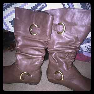 Brown Zip Boots Size 9
