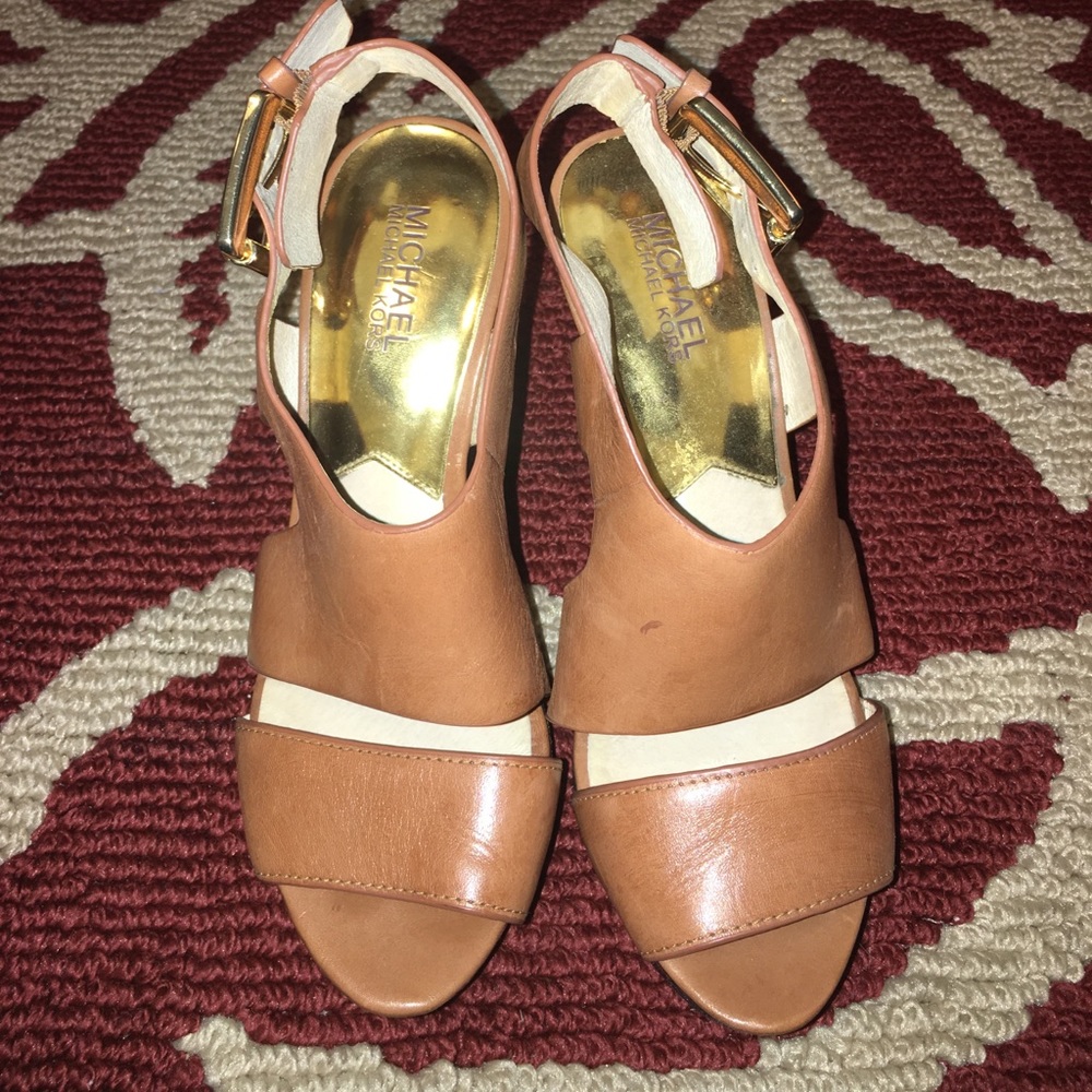 Tan michael kors heels