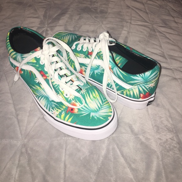 womens flower vans