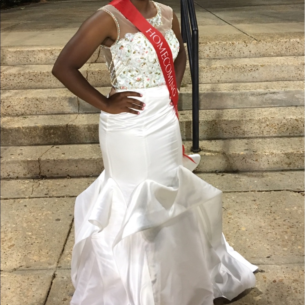 Pearl homecoming dress.