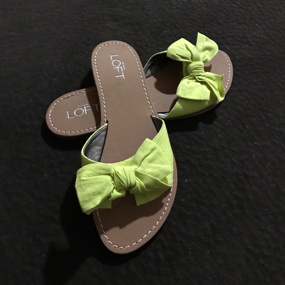 ♦️NEW Anne Taylor Loft sandals