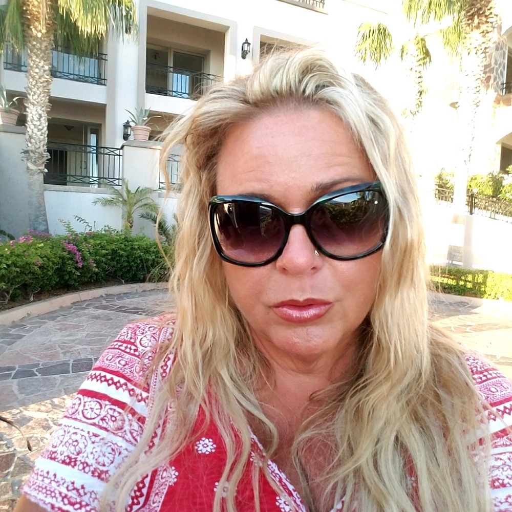 Meet your Posher, Ann