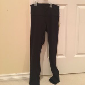 Same lululemon pants as before, higher price