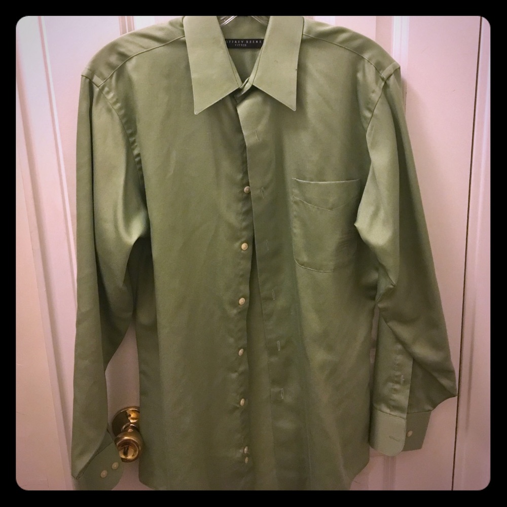Green Geoffrey Beene Button down 15-15.5 32/33