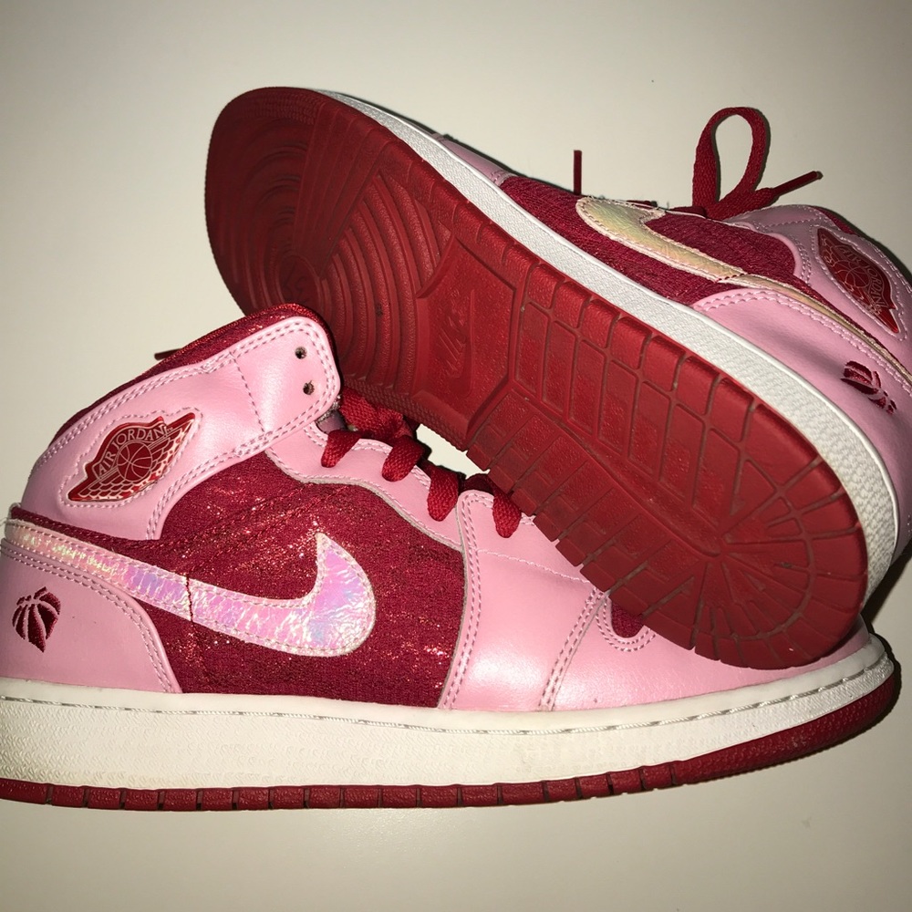 Jordan 1 (valentines)