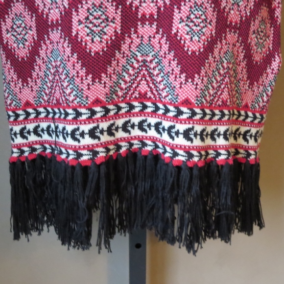 Design Lab Knit Sheath Dress Fringe - Picture 4 of 4