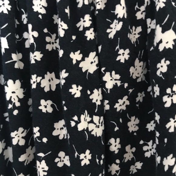 🧣SOLD🧣 - Picture 3 of 5