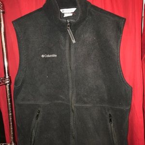 2 vests size large