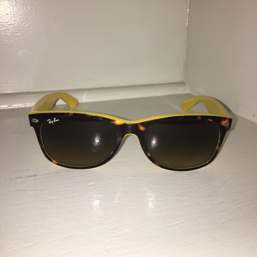 RayBan Wayfarer sunglasses