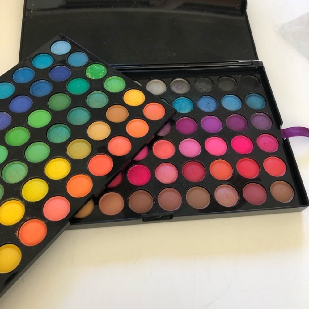 BH cosmetics color 120 pallet ; 88 neutral pallet