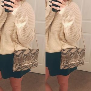• ALDO Snakeskin Chain Purse•