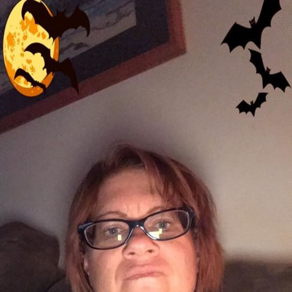 Meet your Posher, Valarie