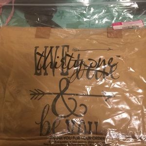 Thirty one Wander Tote
