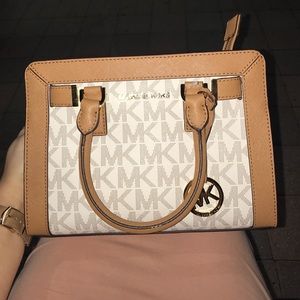 Brand New Michael Kors hand bag