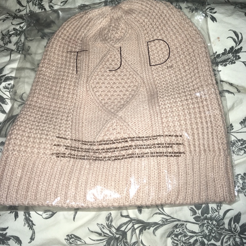 Jet Set Diaries Slouchy Beanie