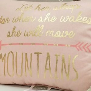 Meet your Posher, Courtney