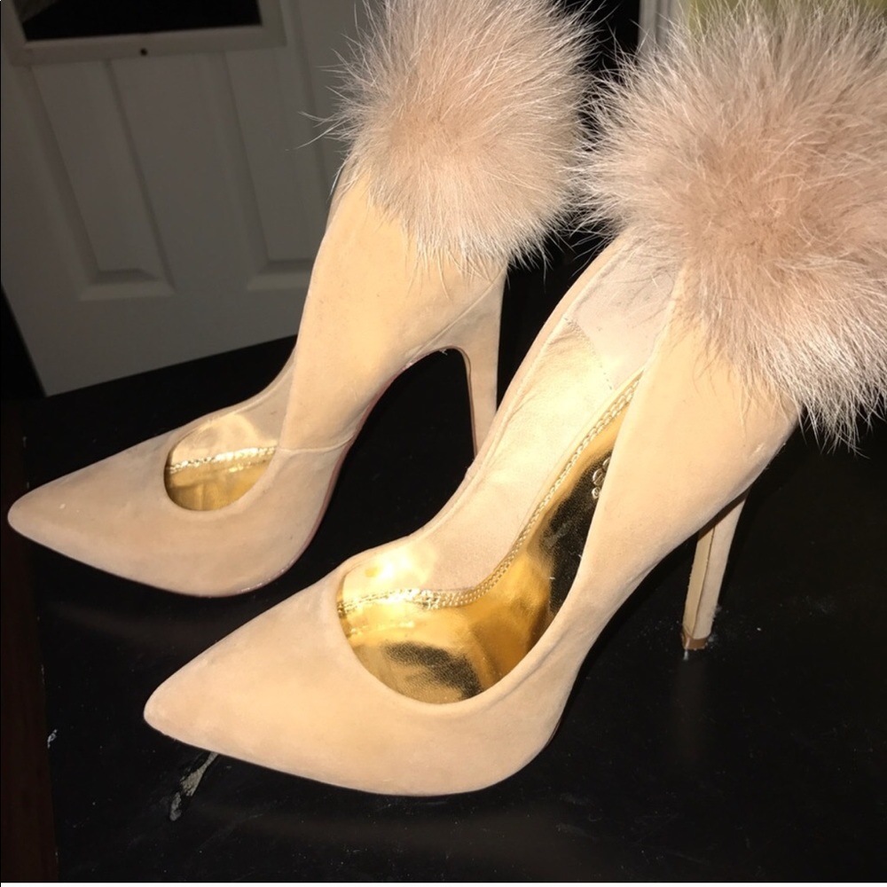 Pom furry heels