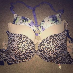 3 pink Victoria secret bras