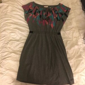 Short casual dress with cut out back