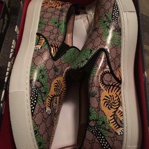 Gucci shoes