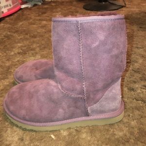 Purple uggs