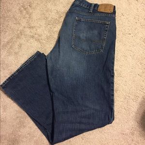 American eagle medium wash denim
