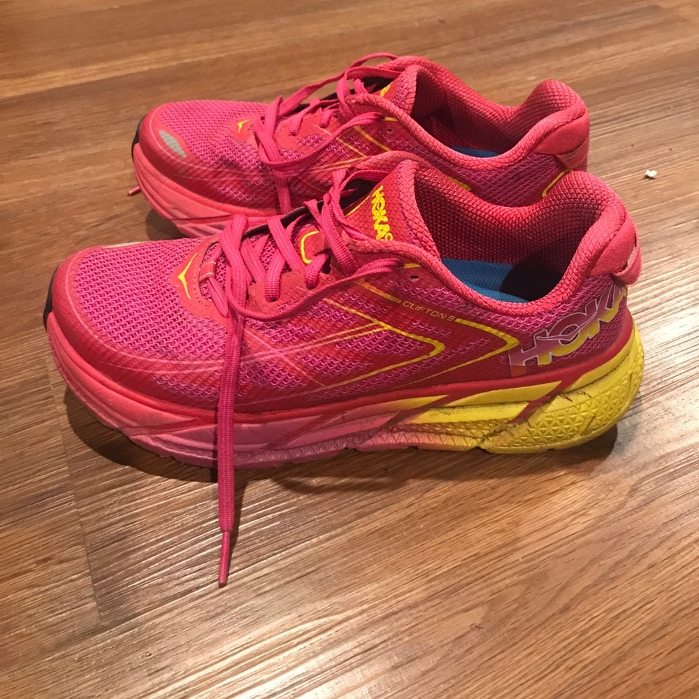 HOKA Clifton 3
