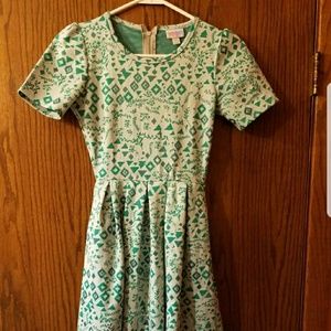 Like New XXS Lularoe Amelia