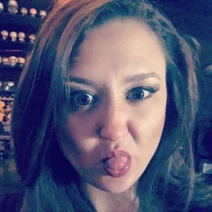 Meet your Posher, Sylvia