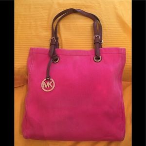 Michael kors classic tote bag (fuschia pink)