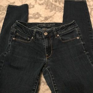 American Eagle Skinny super stretch- size 6